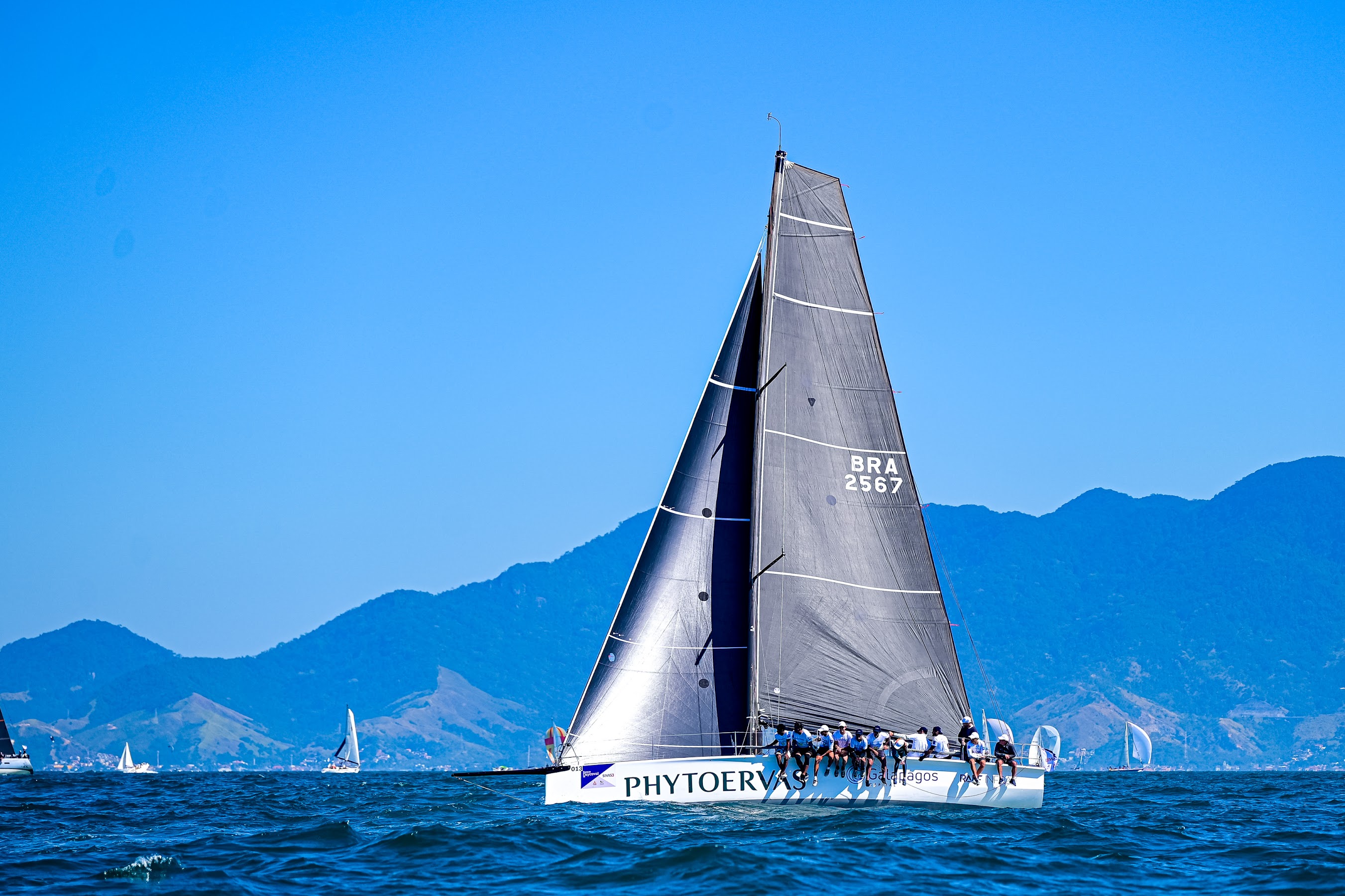 Phytoervas celebra otro podio en la Semana Internacional de Vela de Ilhabela
