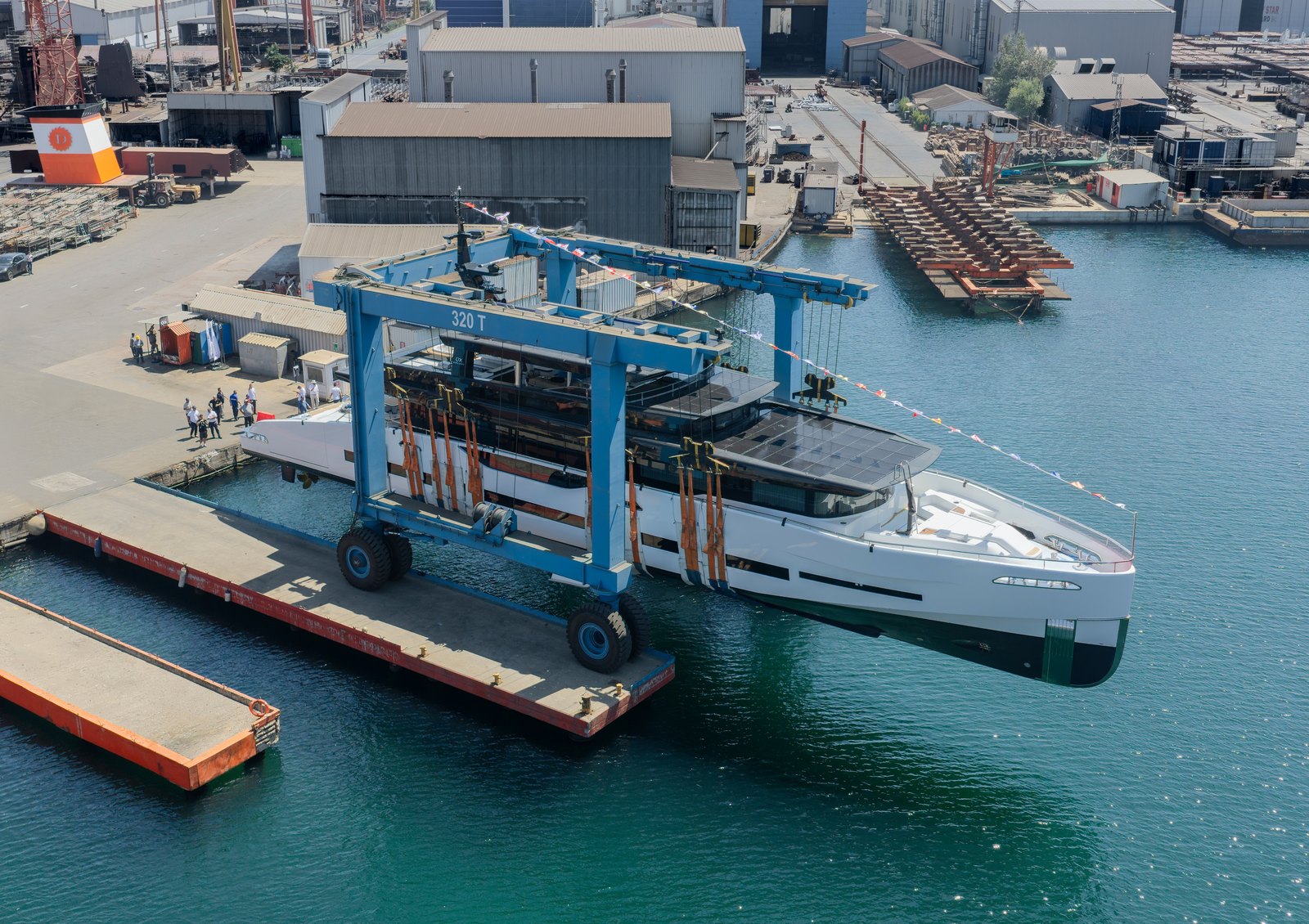Il GX42 durante il varo al cantiere SES Yachts, in Turchia. Foto: Net Videography, Pozitif Stüdyo e GX Superyachts